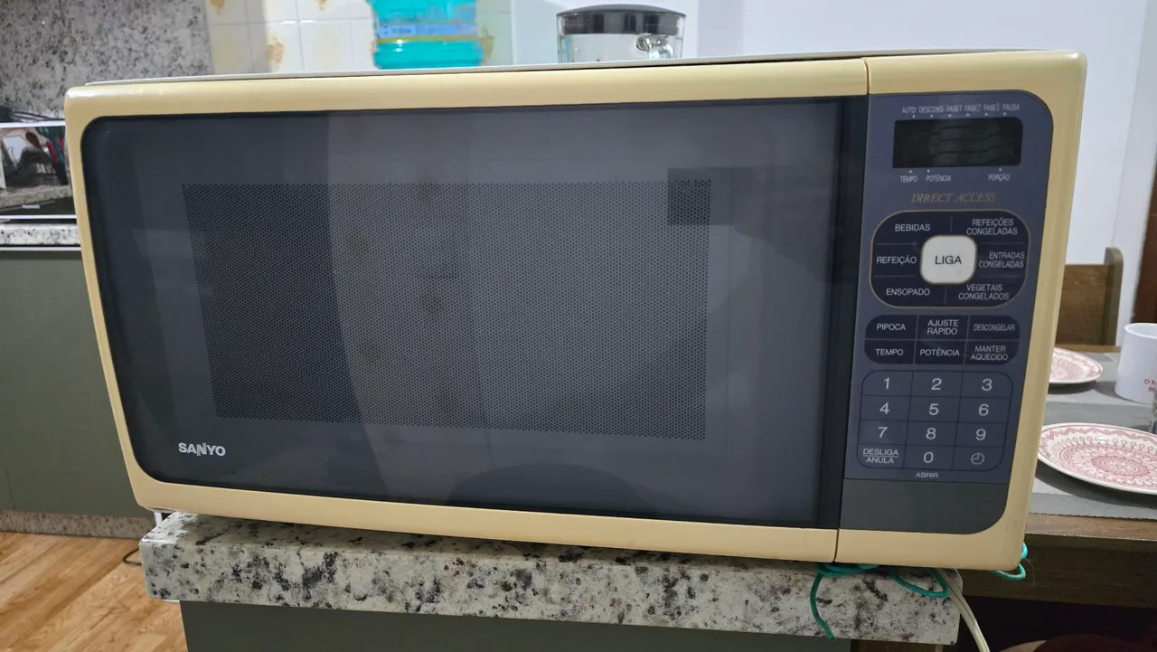 Micro-ondas Sanyo Direct Access