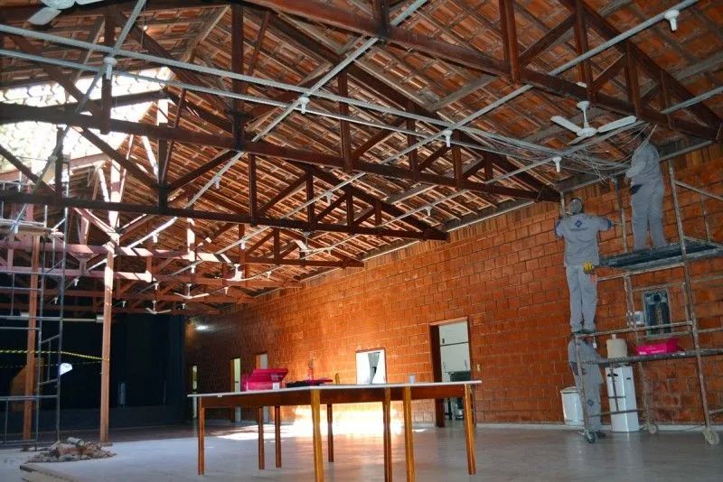 reforma de telhado por m2 mão de obra aparti de 200m2  - Foto 4