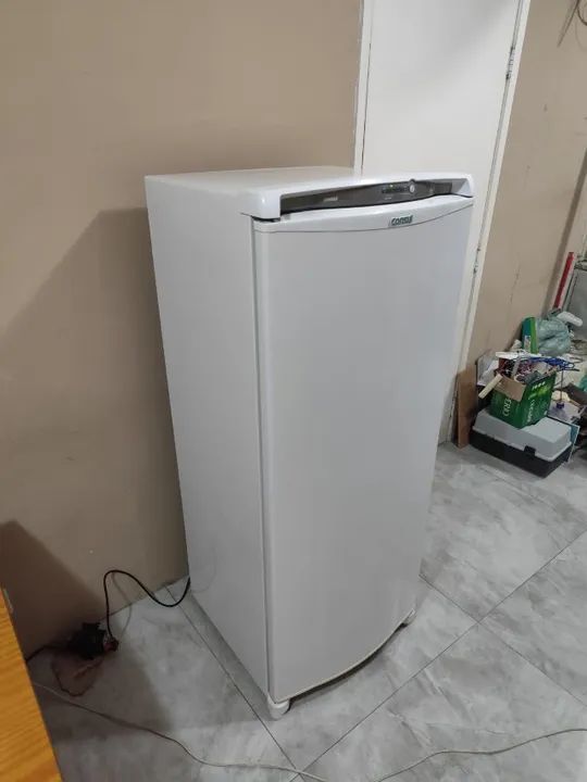 Refrigerador Consul Frost Free 300 Litros CRB36ABBNA Branco 220 Volts