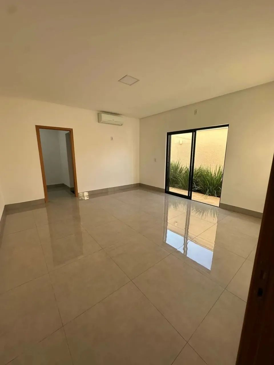 Casa Alto Padrão com 3 Suítes no Condomínio Copacabana  Abadia de Goiás - Foto 5