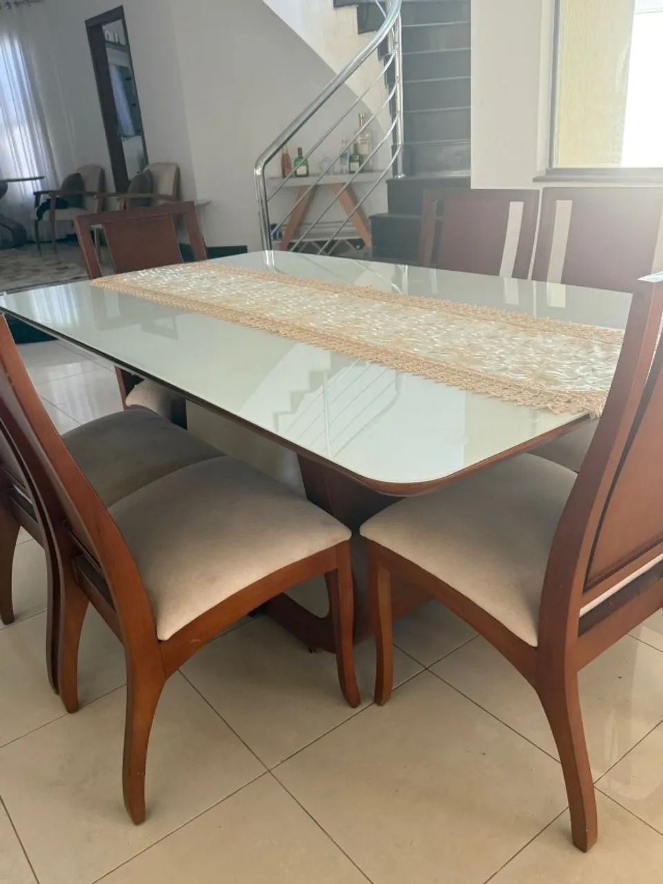 Mesa 6 cadeiras  