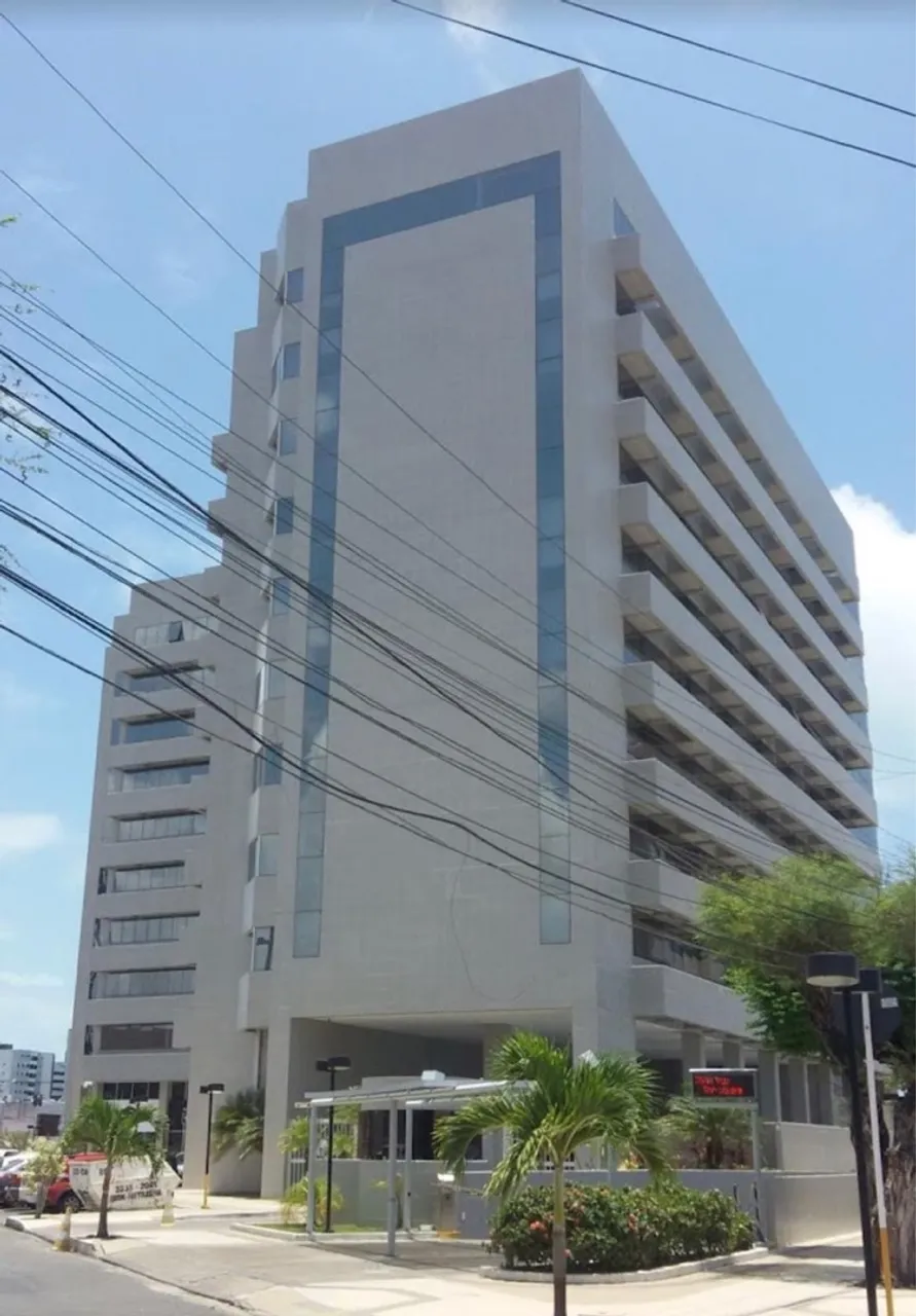 Alugo ou Vendo Sala Mobiliada 46 m2 no Edf. The Square para comercio, escrit./ consult.