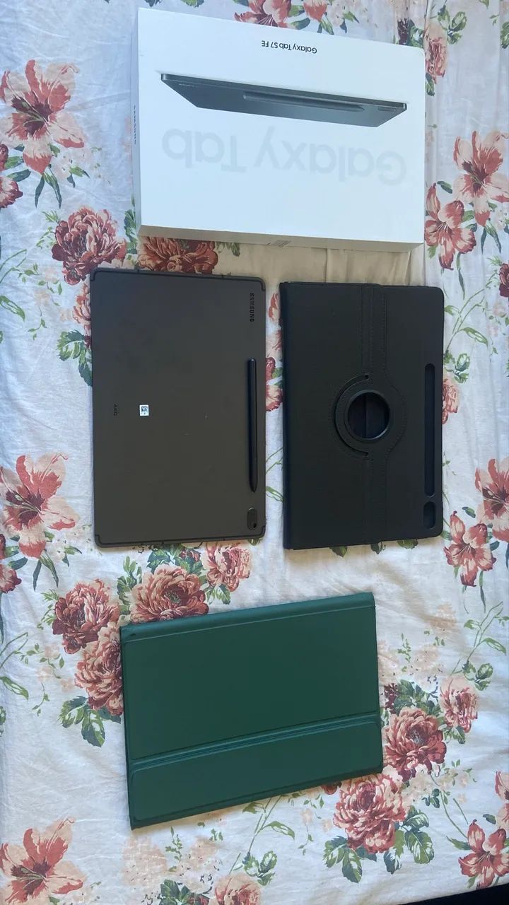 Galaxy tab s7 FE com duas capas, caixa, s pen e pontas 