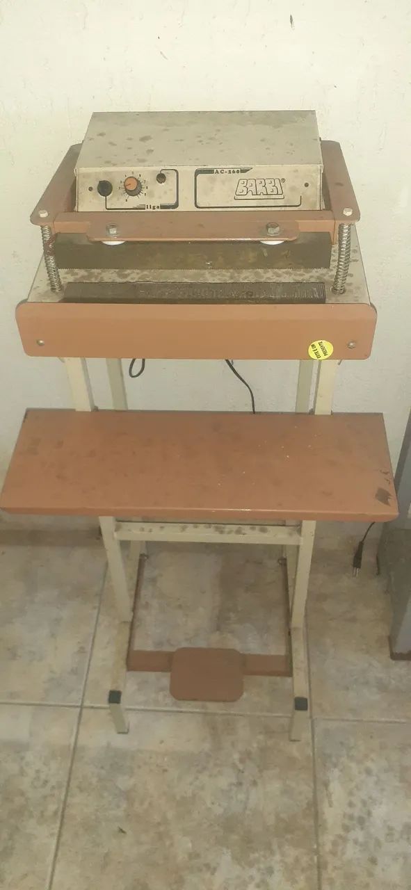 Máquina de Embalar a Vácuo Barrei AC-280