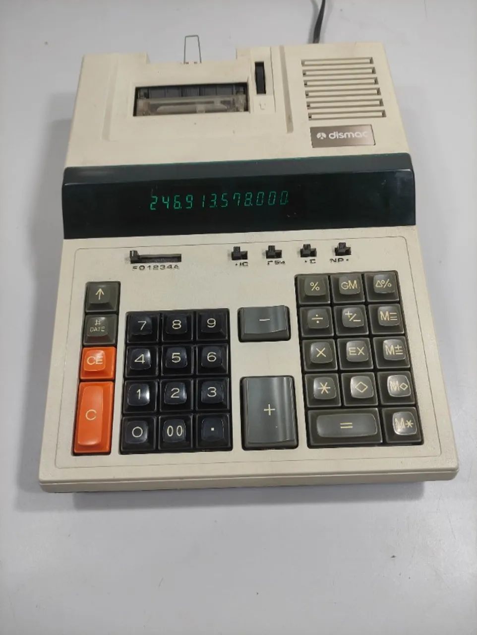 Funciona com Detalhes *Leia*Calculadora Antiga Dismac Fbr Branco (Usado) - Foto 2