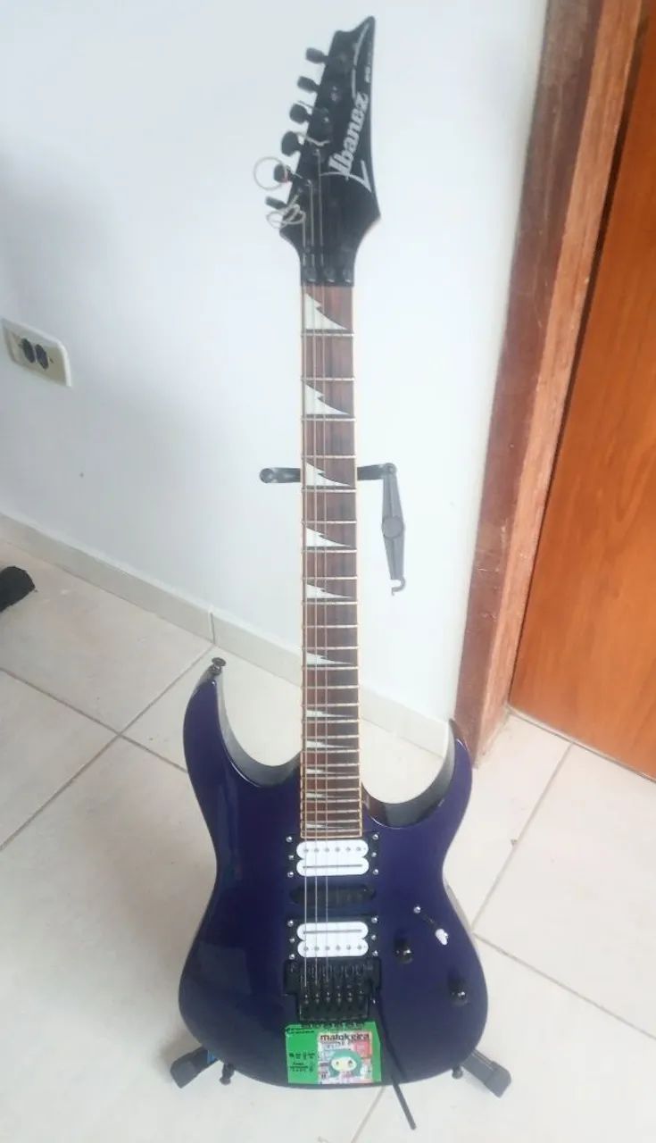 Ibanez RG370-DX equipada 