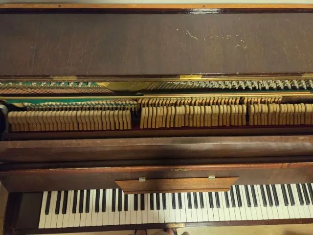 Piano vertical - Foto 4