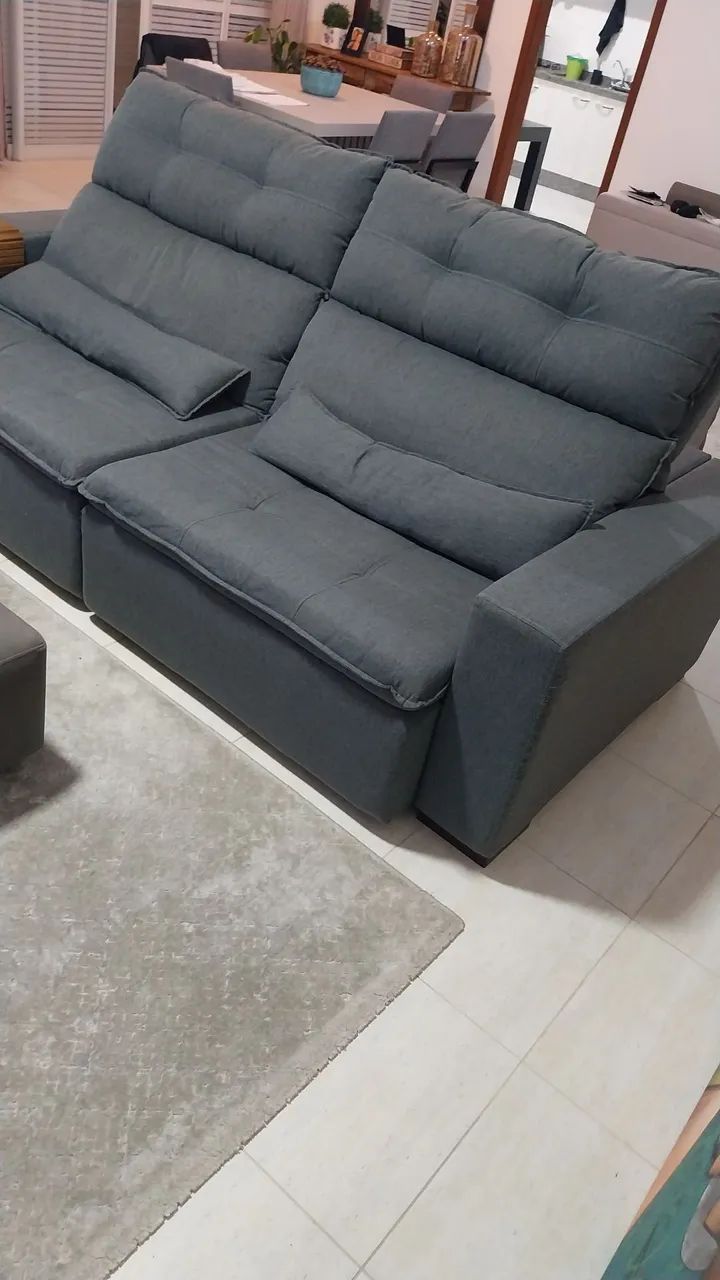 Sofá reclinável e retrátil. - Foto 4