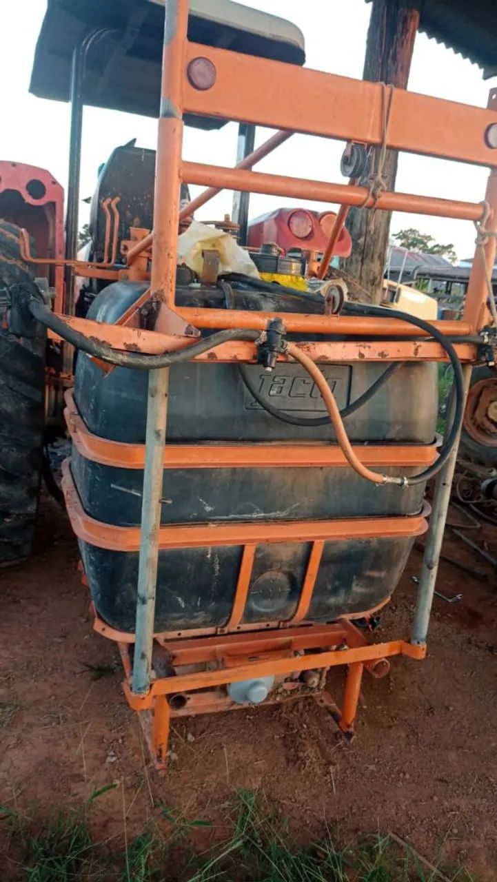 Pulverizador Agrícola Tanque 600 Litros - Foto 2