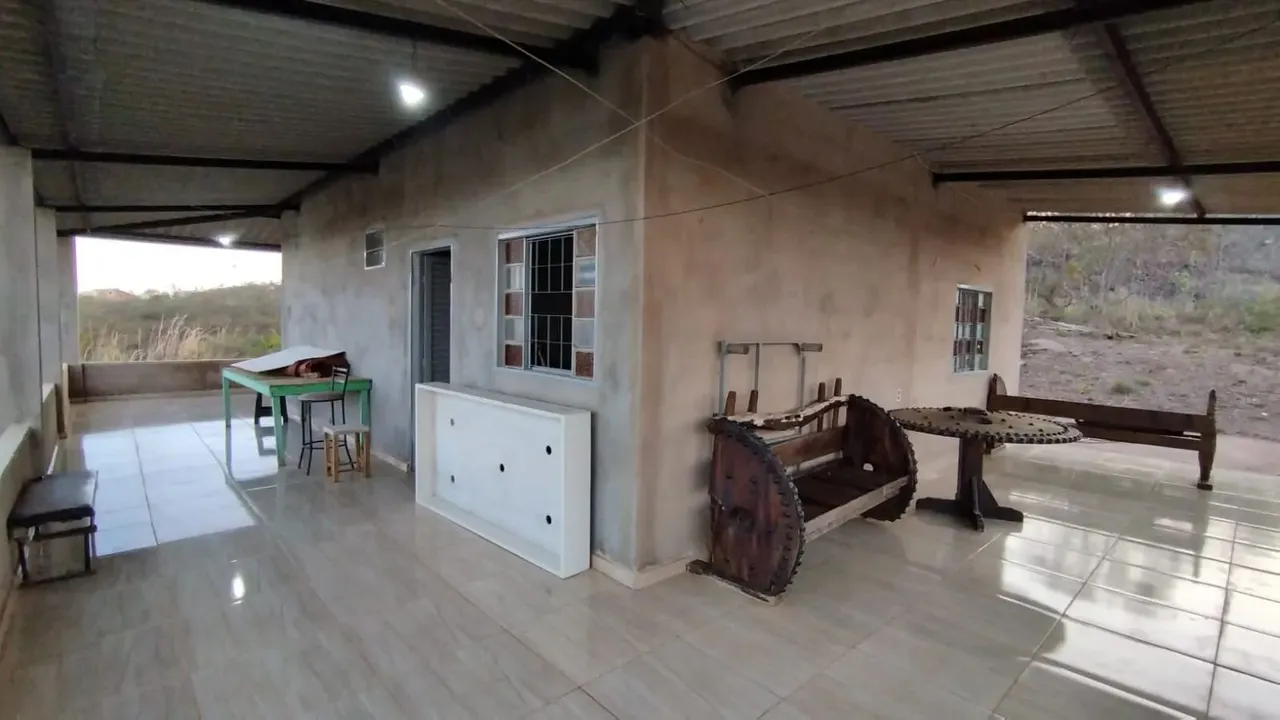 Chácara com Casa de 2 Quartos, Suíte, Vista Linda das Montanhas. Altiplano Leste
