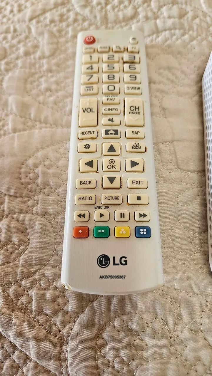 Projetor LG com Controle Remoto - Foto 6