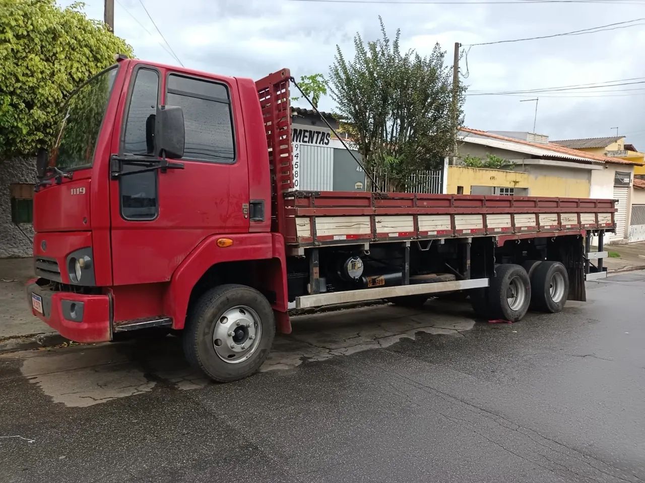 Caminhão e carreta p/ Frete e transporte 