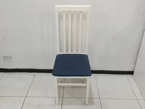 Jogo de Cadeira D Jantar em madeira com estofado - Foto 2
