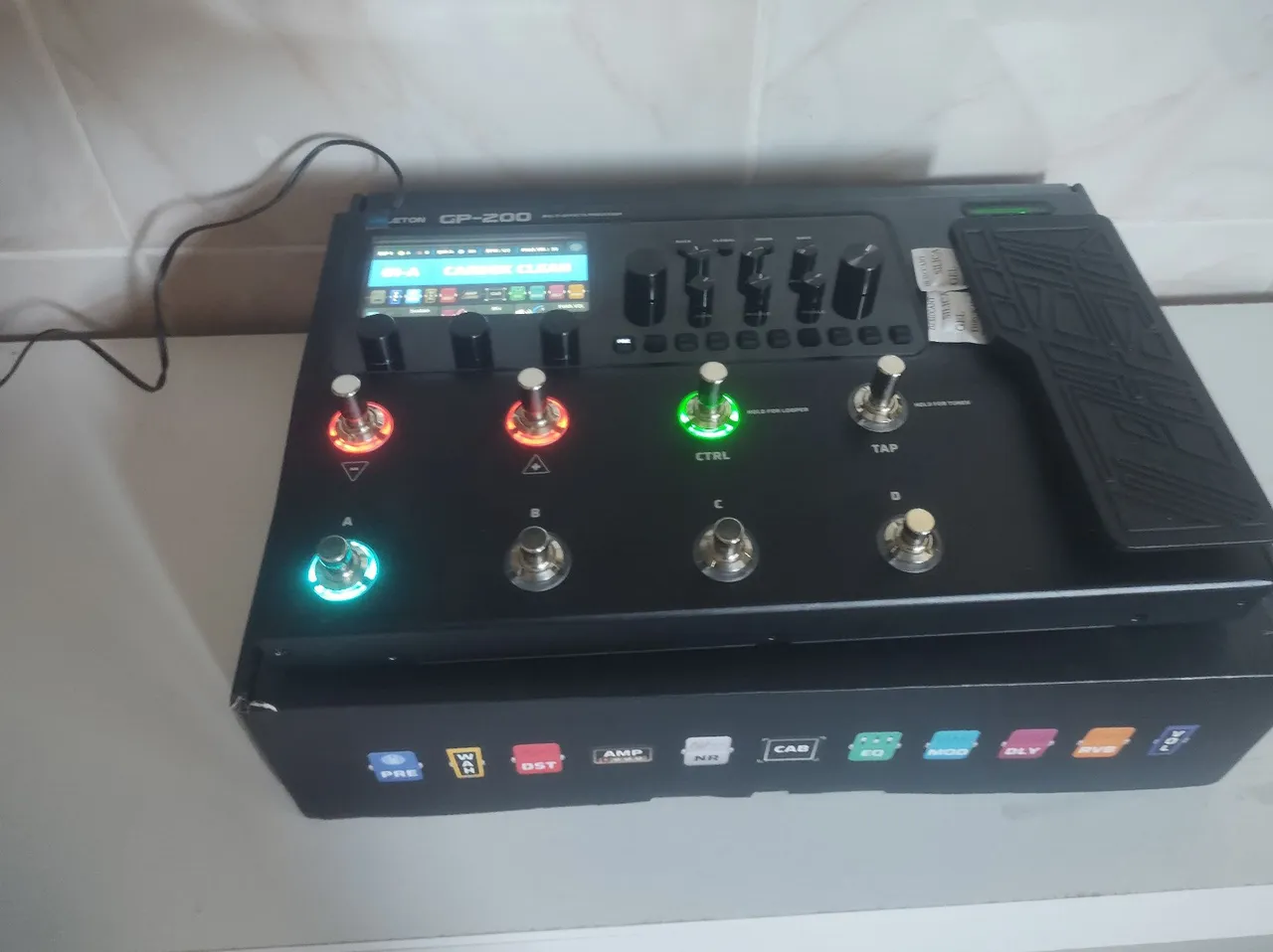 Valeton GP-200 Multi-Effects Processor - Novo!