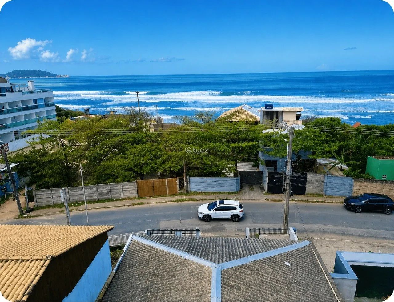 Casa com 4 dormitórios a poucos passos do mar no Morro das Pedras - Foto 2