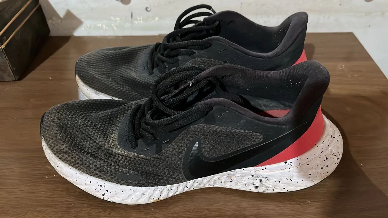 Tenis Nike TM 40