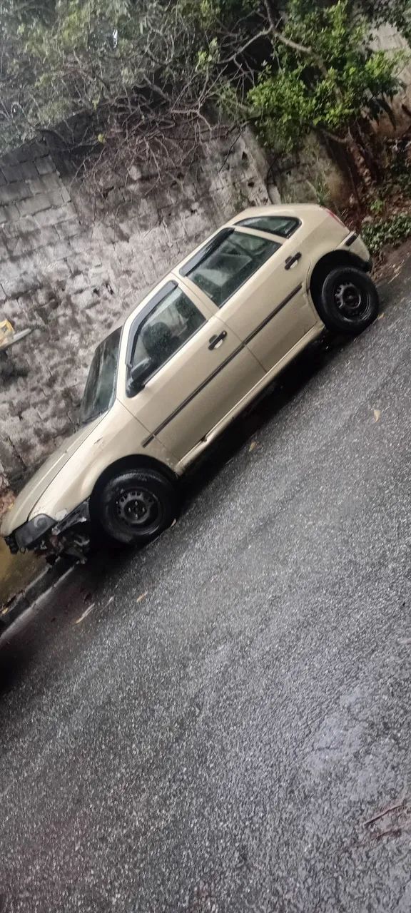 Volkswagen Gol Geração III Plus 1.0 MI 16V Gasolina Mec. 2P 2001