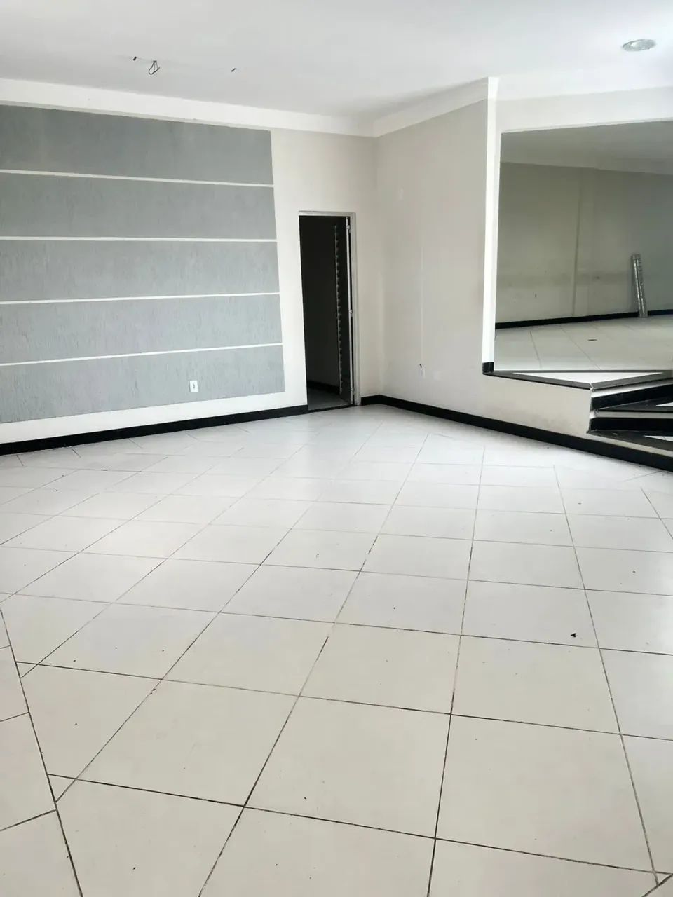 Conjunto Euclides Figueiredo | Prédio Comercial | 1.400m² - Foto 5