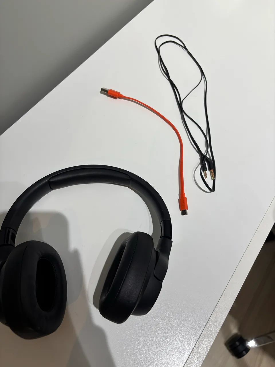 Fone de Ouvido JBL Tune 720BT Bluetooth - Excelente Estado