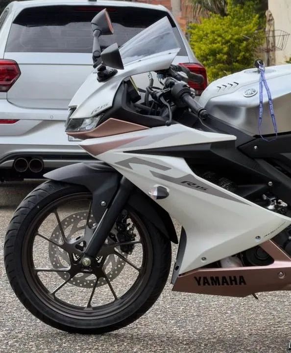Yamaha r15 abs 2026 - Foto 3