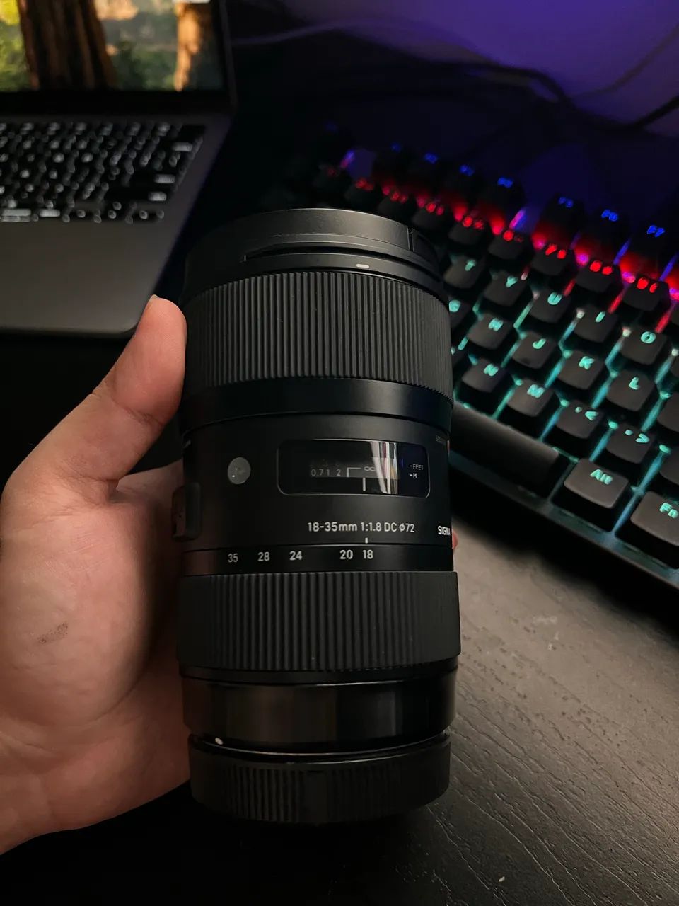 Lente Sigma 18-35mm F1.8 DC - Foto 4