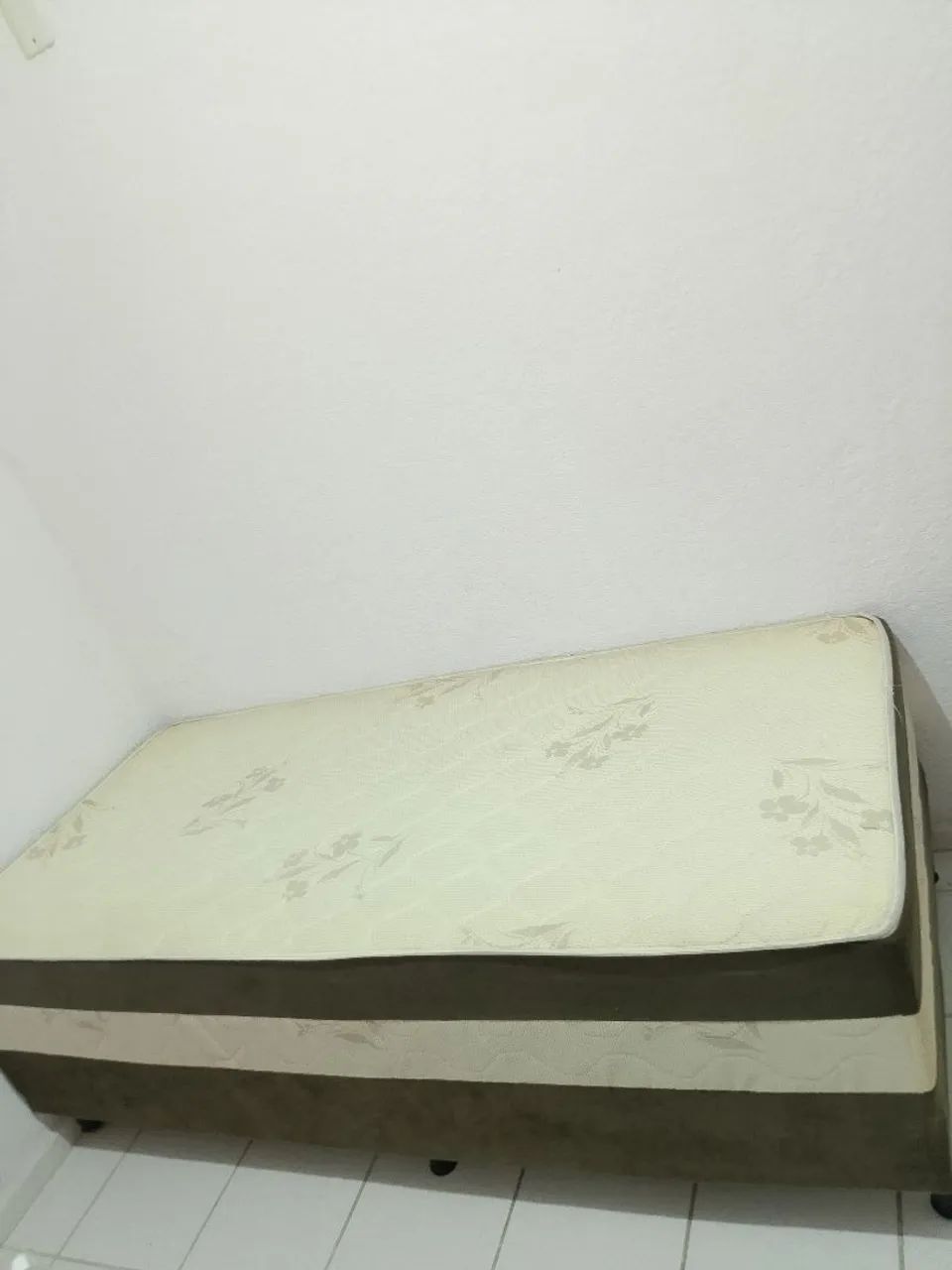 Vendo cama box solteiro  - Foto 2
