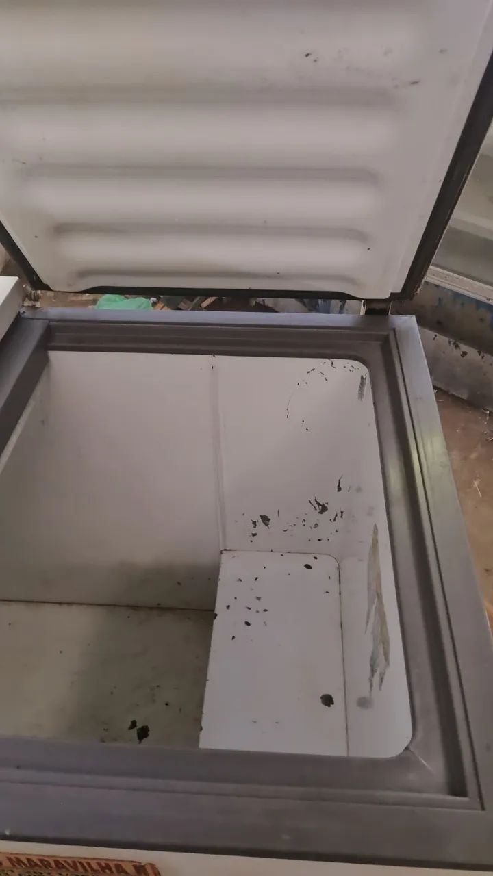 Vende-se freezer com defeito  - Foto 2