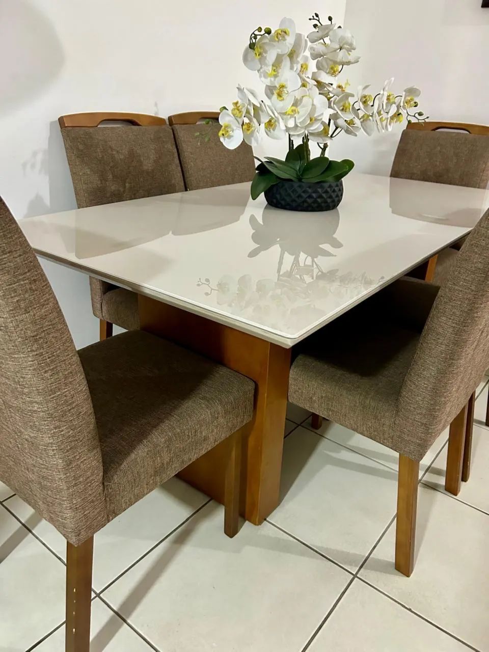 Mesa com 6 cadeiras  - Foto 3