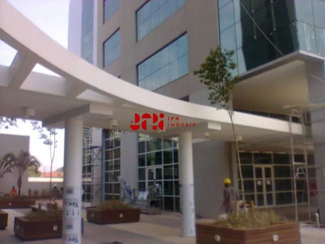 Sala comercial em Santo Amaro - 61m², 02 vagas
