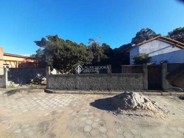 Excelente oportunidade para adquirir um terreno no Campeche, Florianópolis.