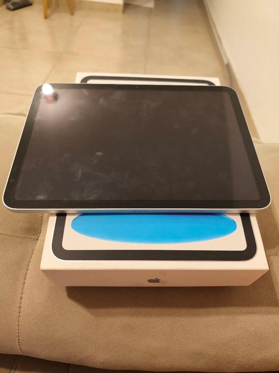 iPad A16 - Acompanhando caixa 