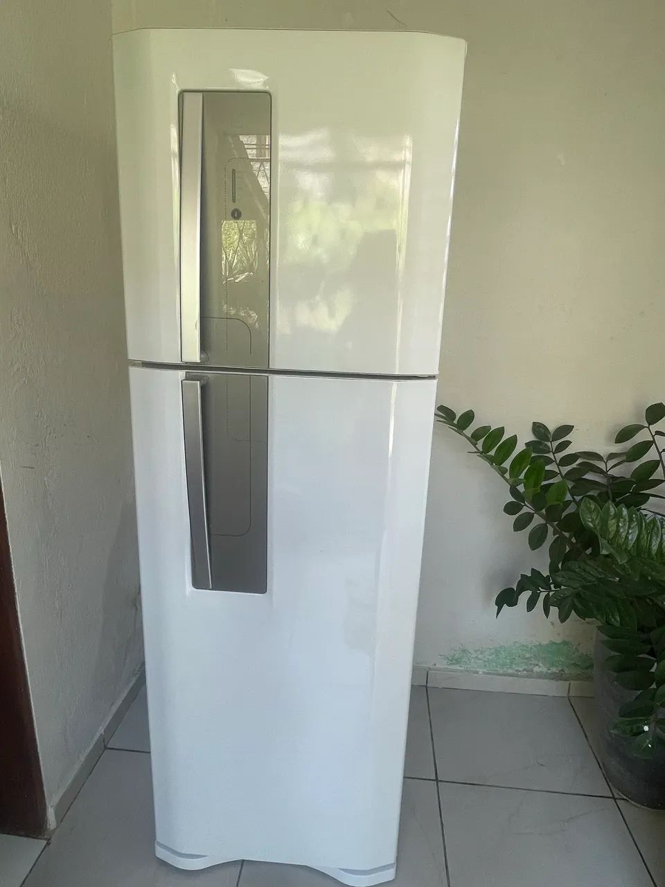 Geladeira Electrolux 382litros  - Foto 3