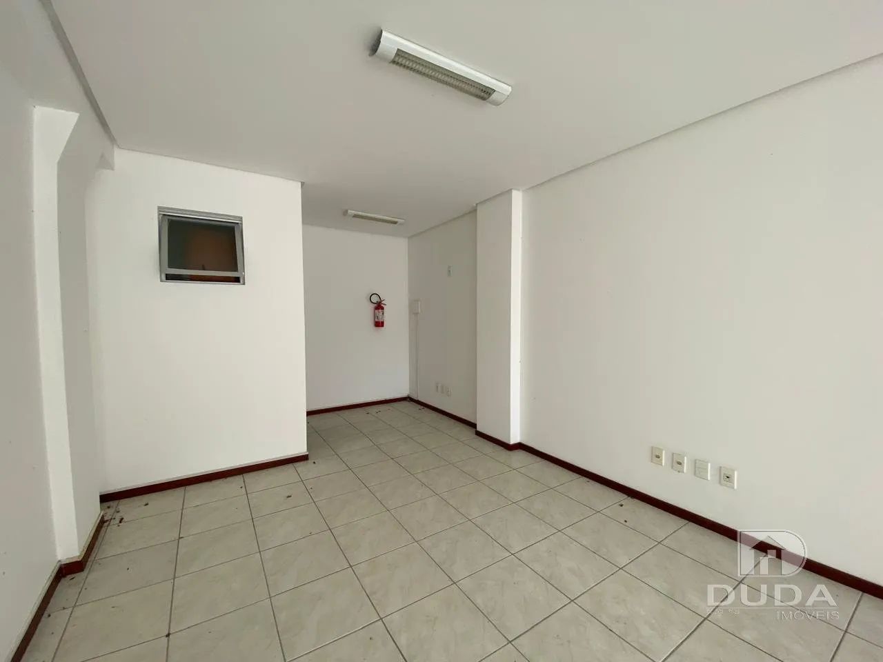 Ótima sala comercial na Avenida dos Imigrantes - Foto 4