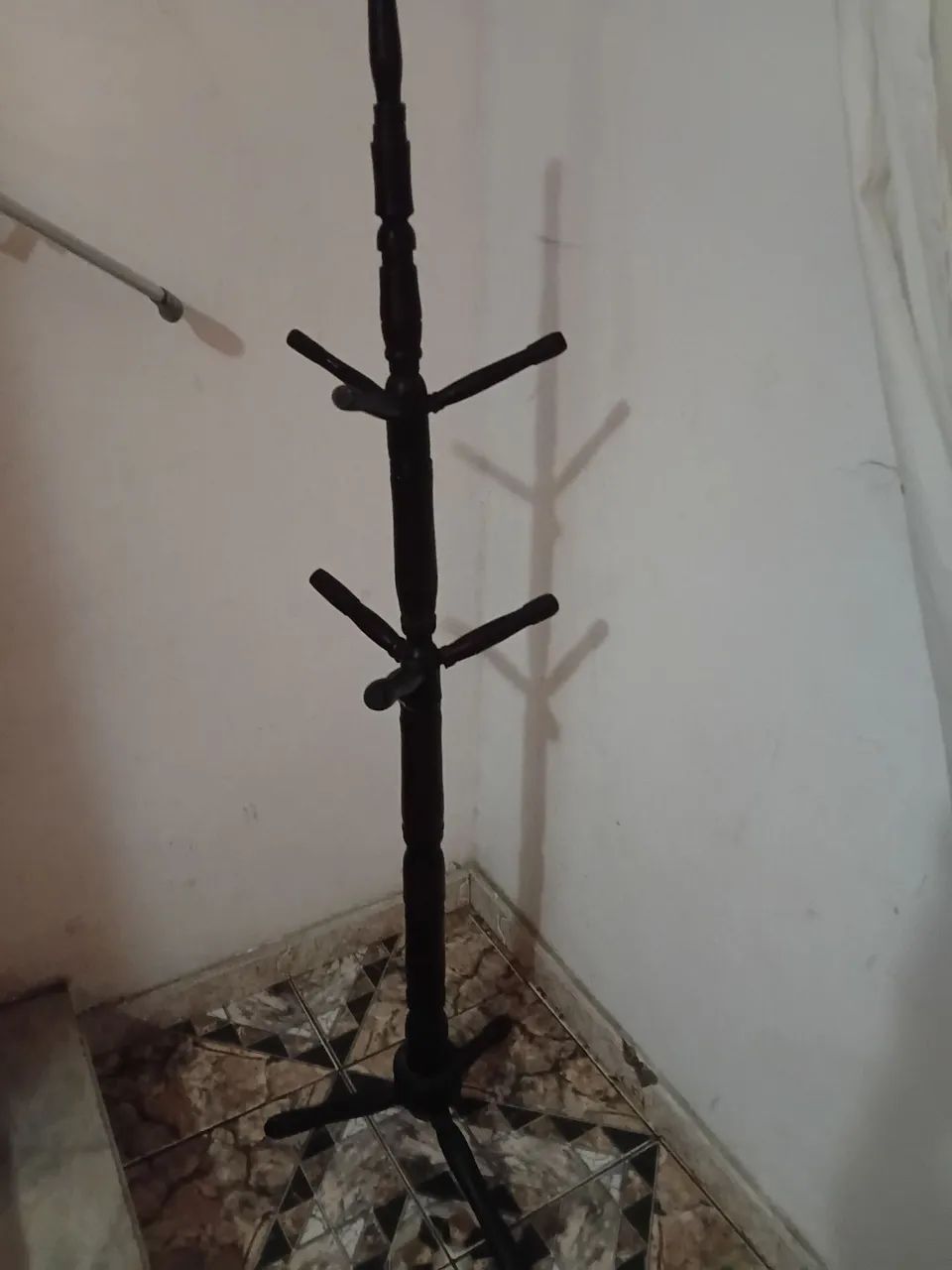 Cabideiro.65082644488066122