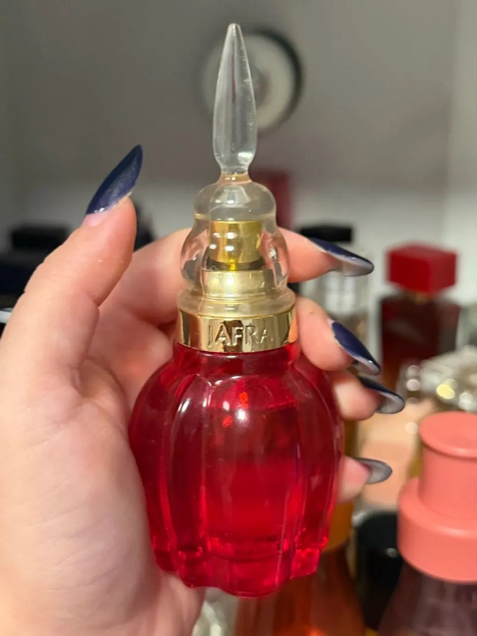 Perfume Varsha Jafra