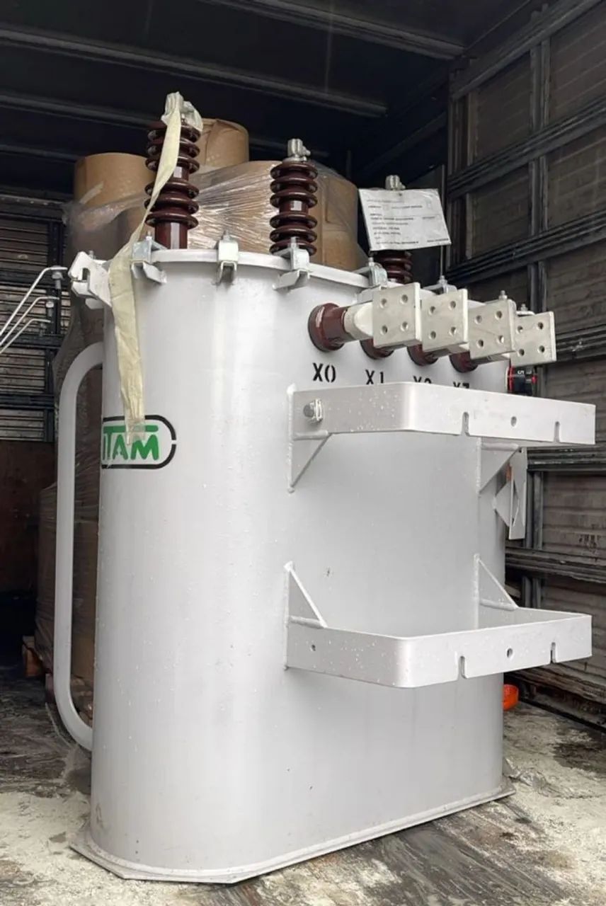 Transformador de 112.5 kva 220/127v