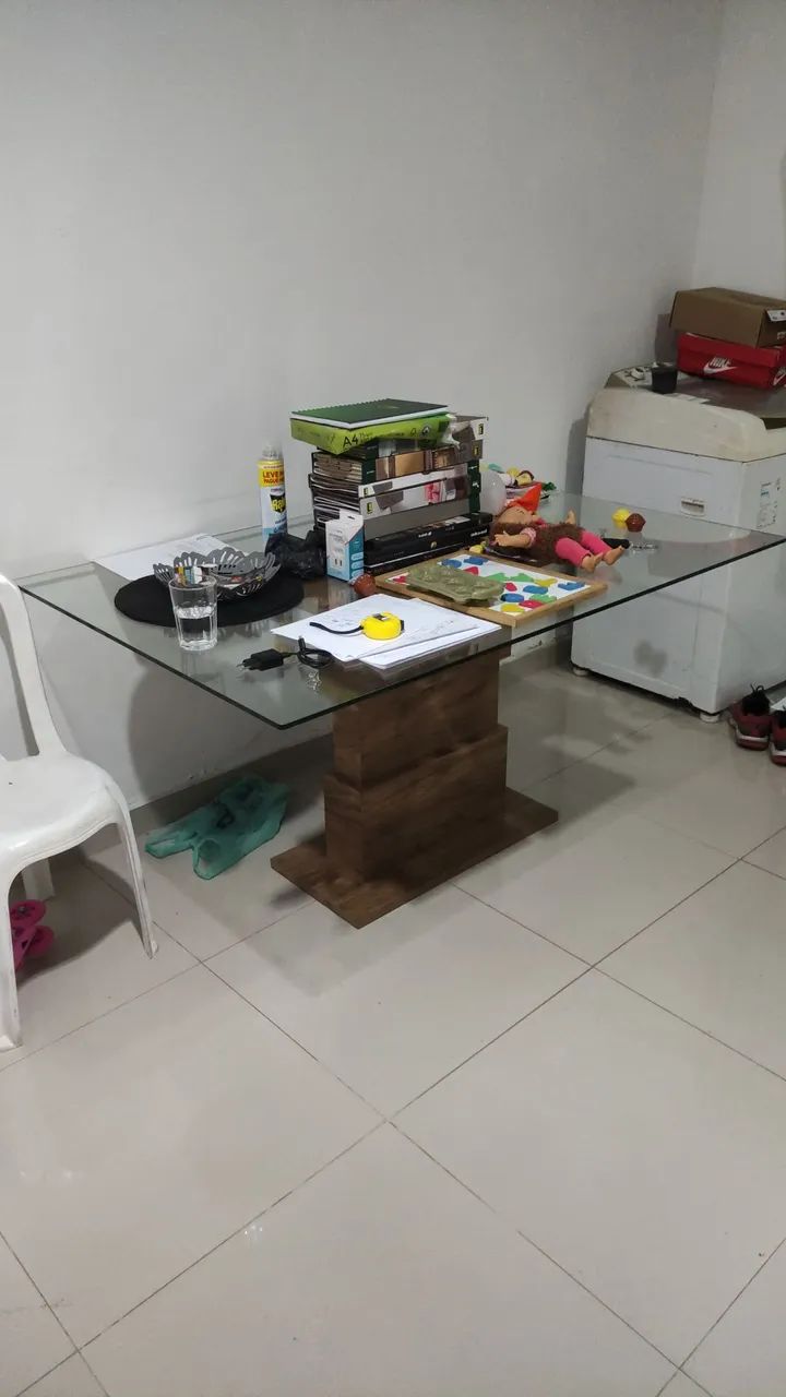 Mesa de jantar pra 6 cadeiras - Foto 3