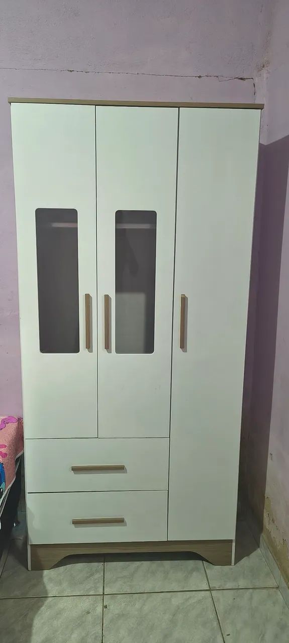 Guarda roupa infantil 