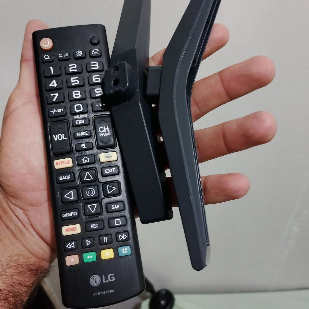 Smart TV LG 32" webOS - Excelente Estado - Foto 5