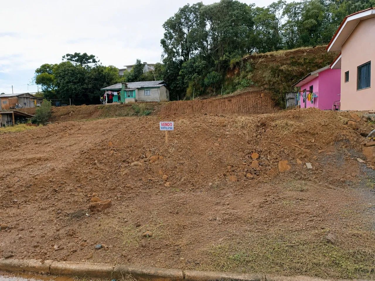 Lote - terreno grande, ótimo preço.