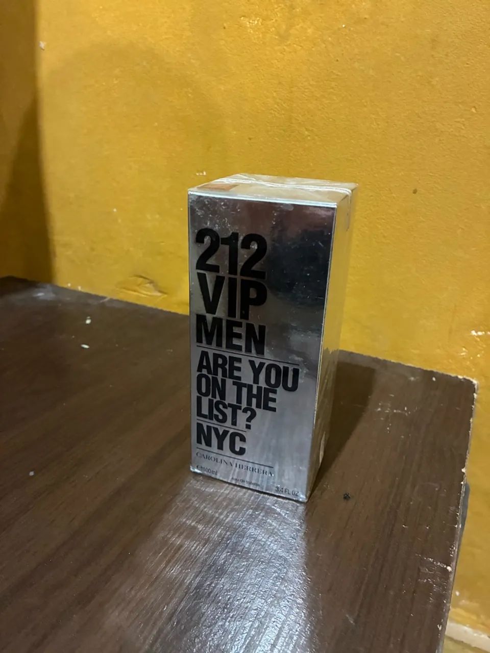 perfume 212 VIP masc Original  - Foto 3