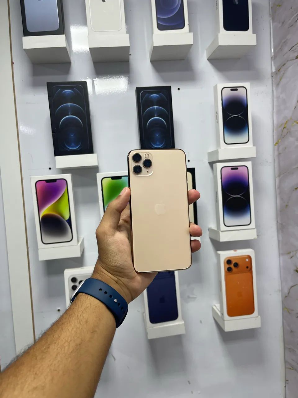 IPHONE 11 PRO MAX 64 GB - Celulares e Smartphones - Samambaia