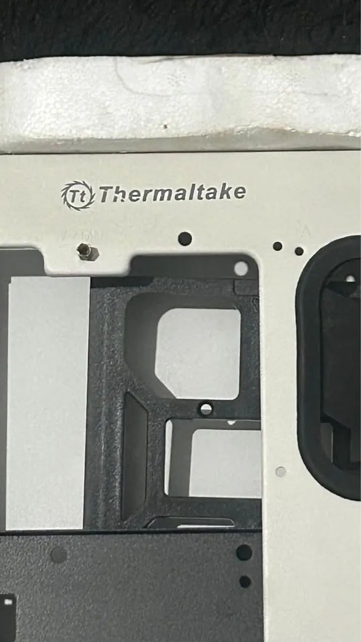 Gabinete thermaltake core p3 - Foto 3