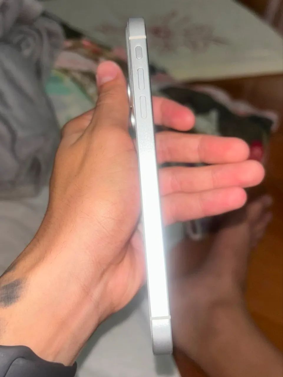 IPhone XR com à base do 17 pro branco! - Foto 3