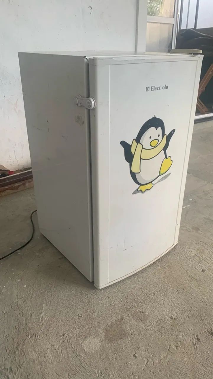 Frigobar 122 litros (127v)