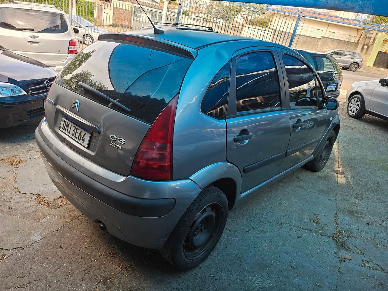 Citroën C3 GLX 1.6/ 1.6 Flex 16V 5p, foto 8 de 9