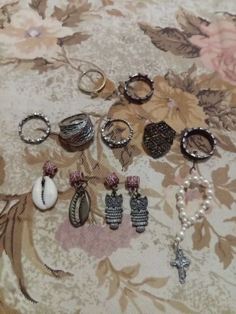 Lote de Bijuterias Estilo Boho/Místico - Anéis e Pingentes