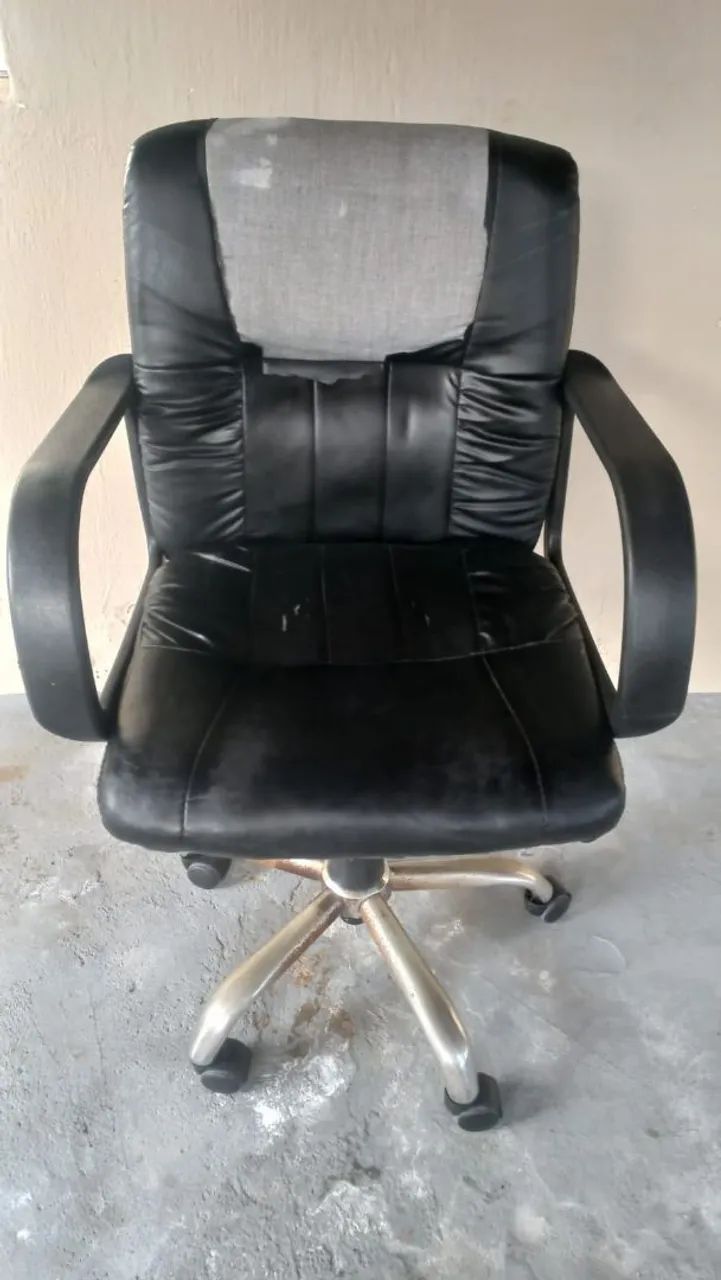 Cadeira de escritório 90 Reais 