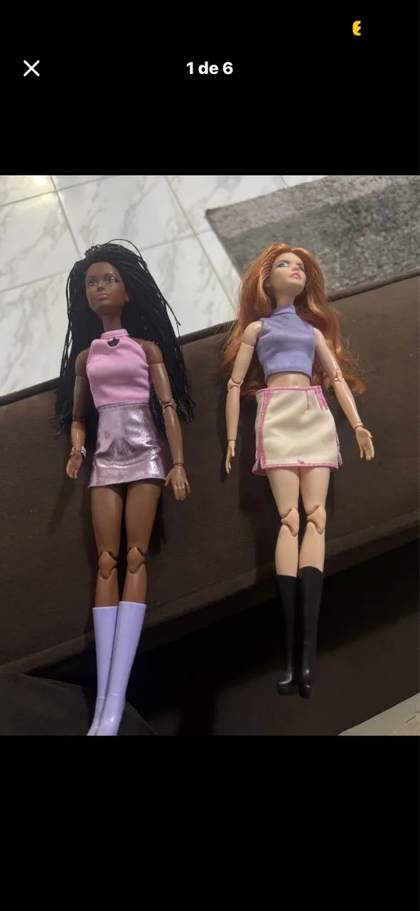 Boneca Barbie  cada (400,00)
