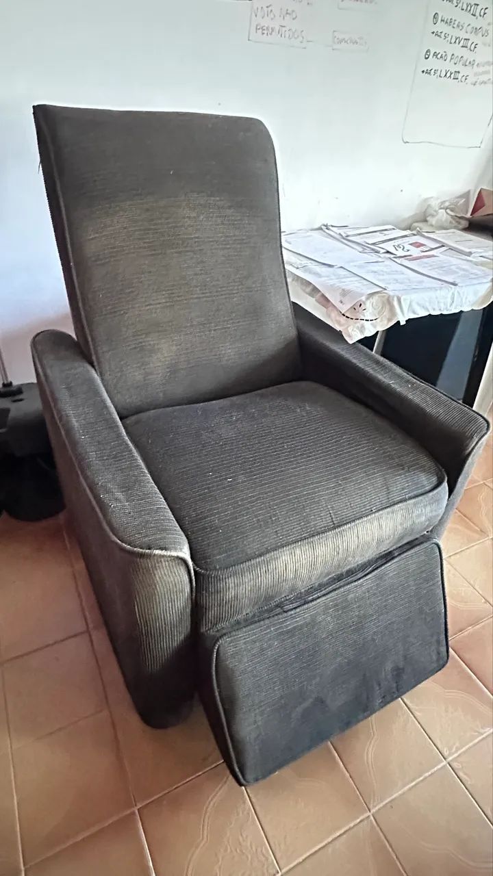 Poltrona reclinável 